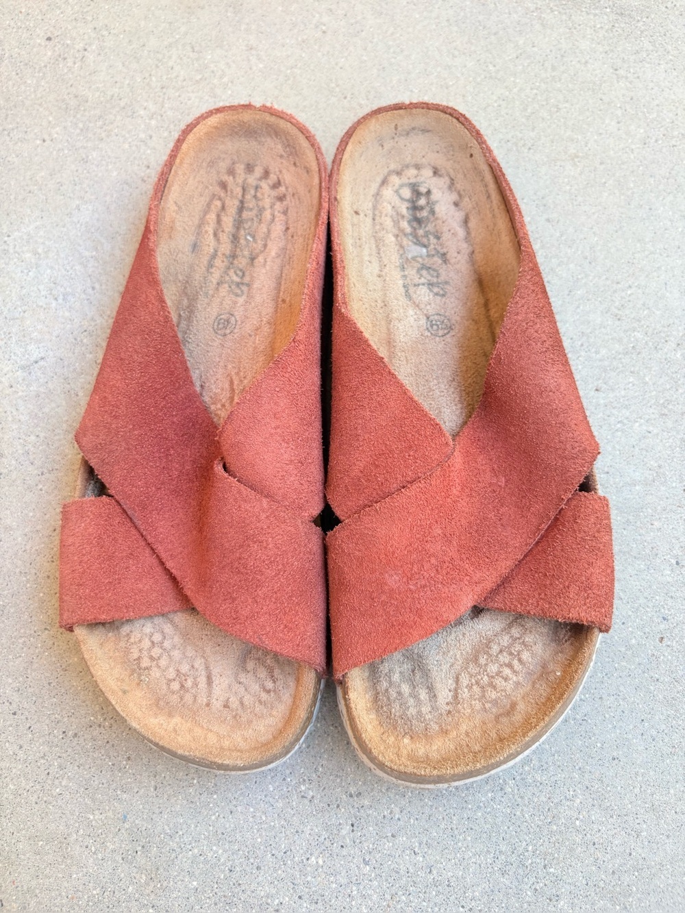 Biostep Women’s 6.5 Red Suede Crisscross Orthopedic Comfort Slip On Sandals
